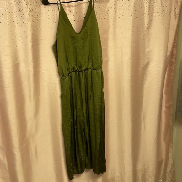 NWOT Wide Leg Jumpsuit - Picture 2 of 3